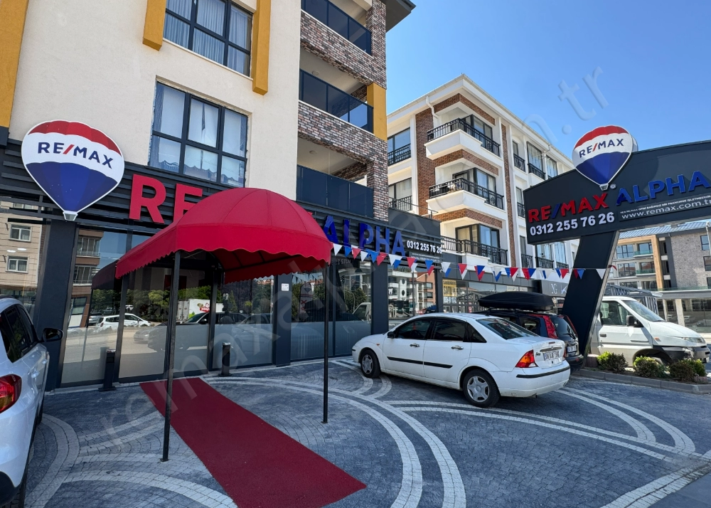 REMAX ALPHA 5